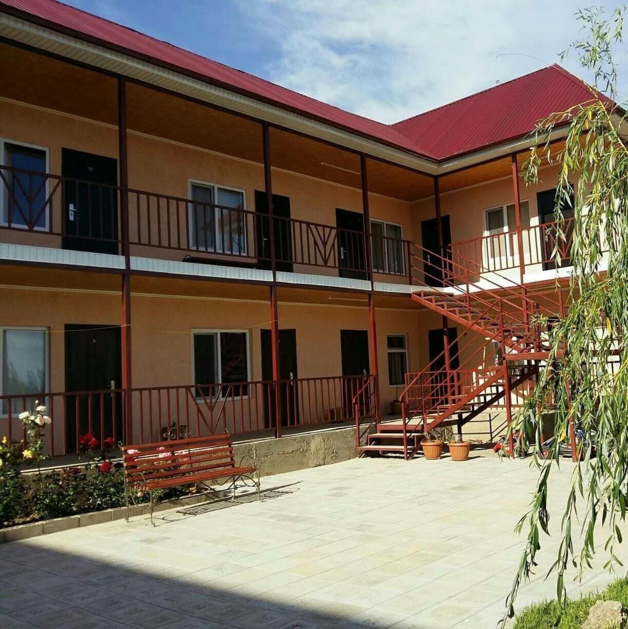 Altynai Guest House Çolpan Ata Dış mekan fotoğraf